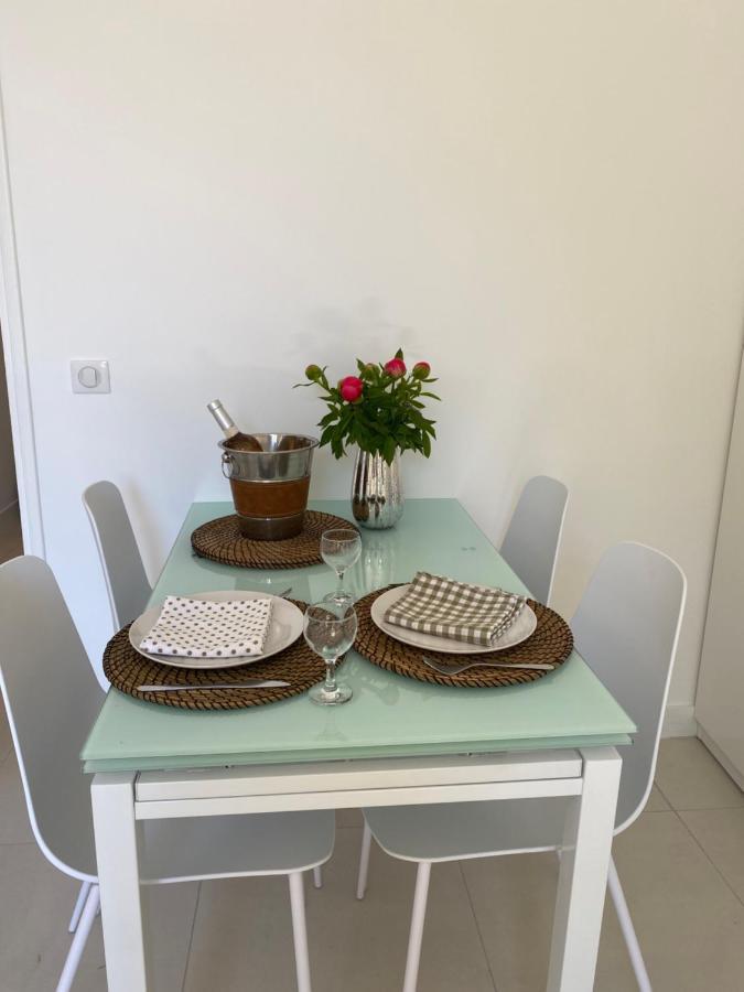 Hello 2 Pieces “Renove Et Climatise “ Vieil Antibes Apartment Exterior foto