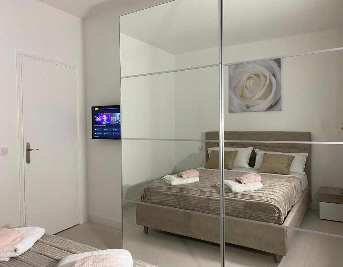 Hello 2 Pieces “Renove Et Climatise “ Vieil Antibes Apartment Exterior foto